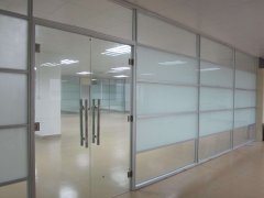 济南玻璃门安装维修的方法